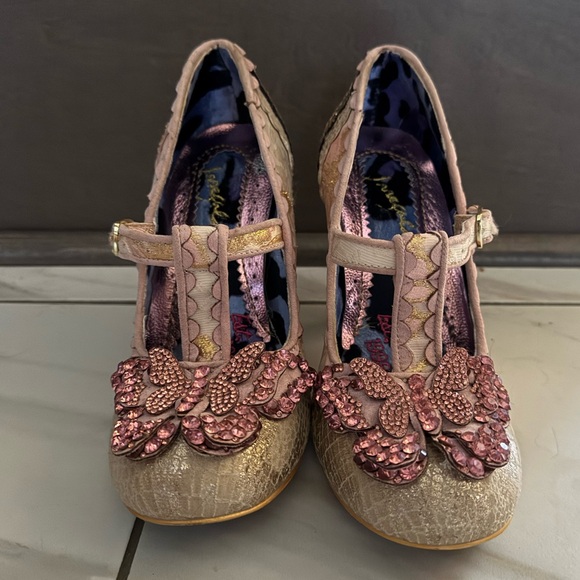 IRREGULAR CHOICE Papillon Pumps - Picture 2 of 9